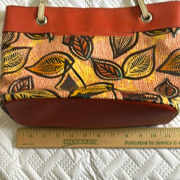 Relic Caraway Leaf Print Tote Bag - Picture 10 of 13